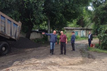 Вячеслав Доронин оказал содействие в благоустройстве дороги